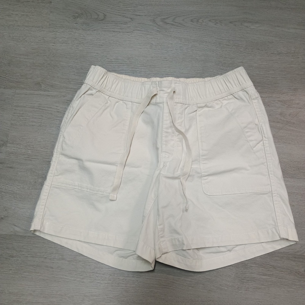 North Face Women's Light Tan Khaki Shorts Size Small